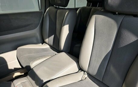 Nissan Elgrand III, 2002 год, 590 000 рублей, 8 фотография