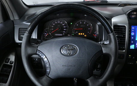 Toyota Land Cruiser Prado 120 рестайлинг, 2007 год, 1 370 000 рублей, 10 фотография
