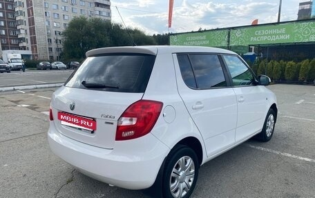 Skoda Fabia II, 2011 год, 530 000 рублей, 3 фотография