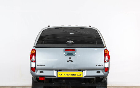Mitsubishi L200 IV рестайлинг, 2011 год, 1 149 000 рублей, 6 фотография