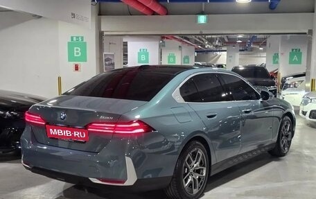 BMW 5 серия, 2025 год, 6 226 000 рублей, 3 фотография