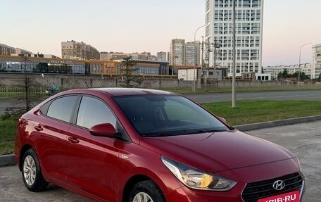 Hyundai Solaris II рестайлинг, 2017 год, 1 090 000 рублей, 3 фотография