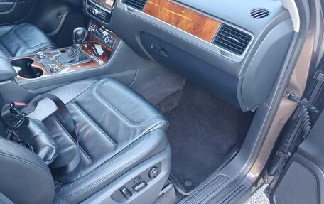 Volkswagen Touareg III, 2013 год, 1 650 000 рублей, 3 фотография