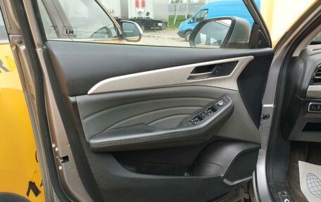 Haval F7 I, 2023 год, 1 300 000 рублей, 9 фотография
