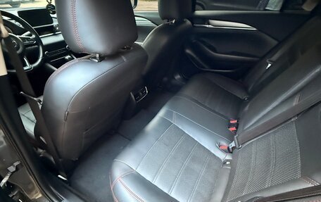 Mazda 6, 2019 год, 2 300 000 рублей, 3 фотография