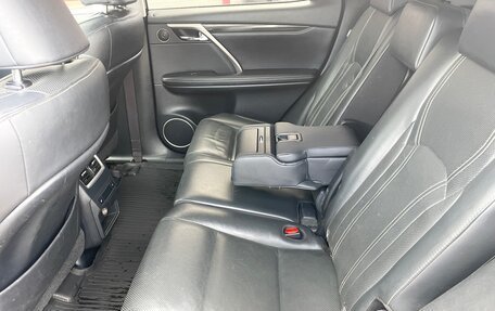 Lexus RX IV рестайлинг, 2016 год, 3 800 000 рублей, 23 фотография