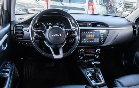 KIA Rio IV, 2022 год, 1 830 000 рублей, 7 фотография