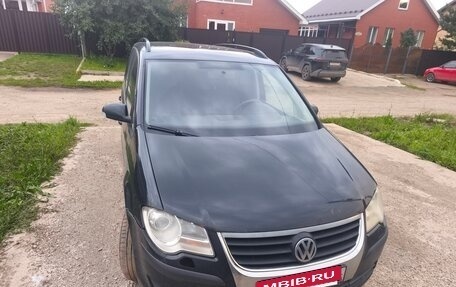 Volkswagen Touran III, 2007 год, 460 000 рублей, 3 фотография