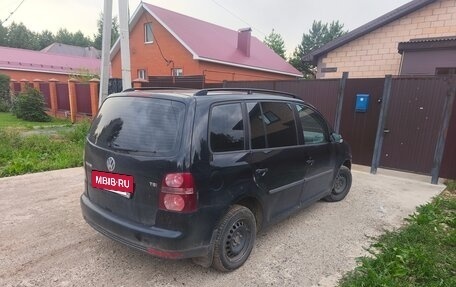 Volkswagen Touran III, 2007 год, 460 000 рублей, 5 фотография