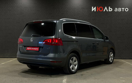 Volkswagen Sharan II, 2013 год, 1 495 000 рублей, 5 фотография