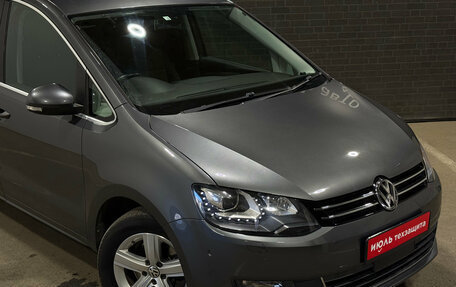Volkswagen Sharan II, 2013 год, 1 495 000 рублей, 8 фотография