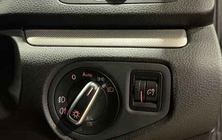 Volkswagen Sharan II, 2013 год, 1 495 000 рублей, 26 фотография