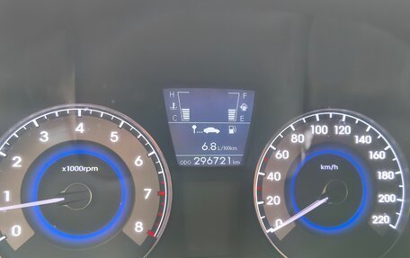 Hyundai Solaris II рестайлинг, 2011 год, 700 000 рублей, 9 фотография