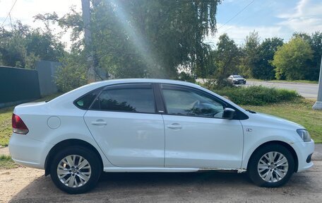 Volkswagen Polo VI (EU Market), 2014 год, 550 000 рублей, 2 фотография
