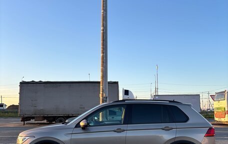 Volkswagen Tiguan II, 2021 год, 2 540 000 рублей, 3 фотография