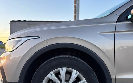Volkswagen Tiguan II, 2021 год, 2 540 000 рублей, 13 фотография