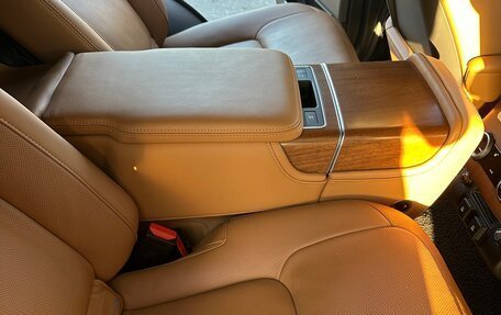 Land Rover Range Rover IV рестайлинг, 2019 год, 9 550 000 рублей, 16 фотография