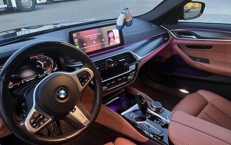 BMW 5 серия, 2021 год, 4 850 000 рублей, 13 фотография