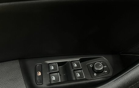 Volkswagen Passat B8 рестайлинг, 2017 год, 1 889 900 рублей, 7 фотография