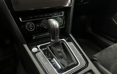 Volkswagen Passat B8 рестайлинг, 2017 год, 1 889 900 рублей, 13 фотография