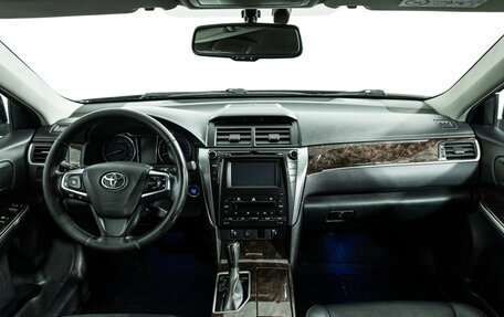 Toyota Camry, 2016 год, 2 049 700 рублей, 8 фотография
