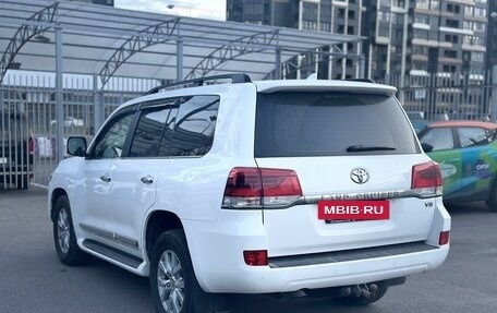 Toyota Land Cruiser 200, 2016 год, 5 499 000 рублей, 4 фотография