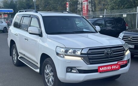 Toyota Land Cruiser 200, 2016 год, 5 499 000 рублей, 2 фотография