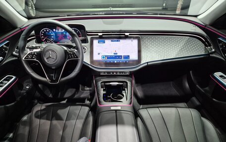 Mercedes-Benz E-Класс, 2025 год, 6 432 000 рублей, 7 фотография