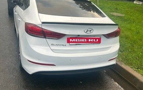 Hyundai Elantra VI рестайлинг, 2017 год, 1 090 000 рублей, 11 фотография
