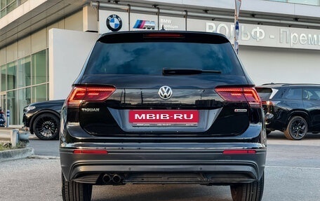 Volkswagen Tiguan II, 2019 год, 2 897 000 рублей, 6 фотография