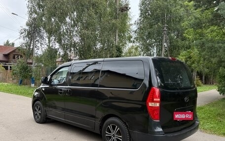Hyundai H-1 II рестайлинг, 2008 год, 750 000 рублей, 5 фотография