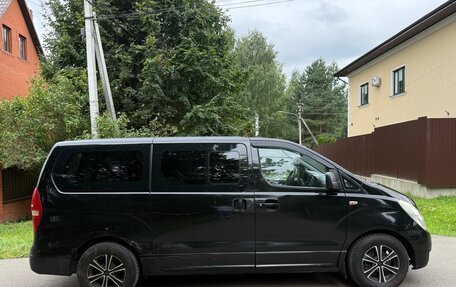 Hyundai H-1 II рестайлинг, 2008 год, 750 000 рублей, 8 фотография
