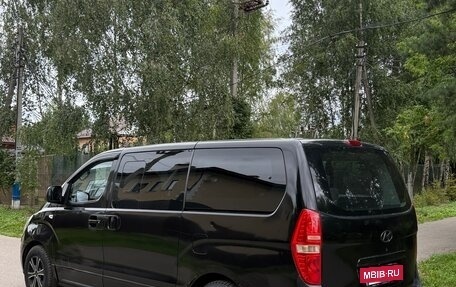 Hyundai H-1 II рестайлинг, 2008 год, 750 000 рублей, 4 фотография
