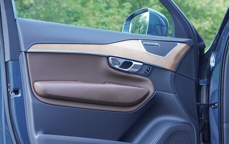 Volvo XC90 II рестайлинг, 2018 год, 3 950 000 рублей, 21 фотография