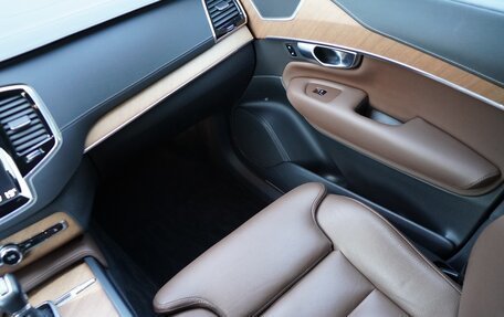 Volvo XC90 II рестайлинг, 2018 год, 3 950 000 рублей, 32 фотография