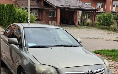 Toyota Avensis III рестайлинг, 2007 год, 775 000 рублей, 2 фотография