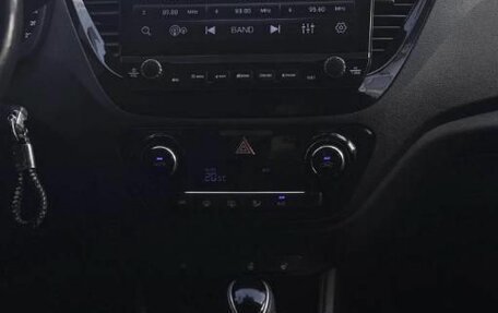 Hyundai Solaris II рестайлинг, 2018 год, 1 540 000 рублей, 9 фотография
