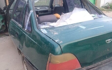 Daewoo Nexia I рестайлинг, 1999 год, 45 000 рублей, 2 фотография