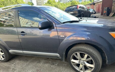 Mitsubishi Outlander III рестайлинг 3, 2008 год, 760 000 рублей, 3 фотография