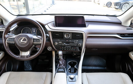 Lexus RX IV рестайлинг, 2019 год, 4 198 000 рублей, 14 фотография