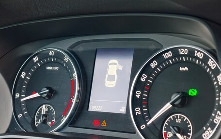 Skoda Octavia IV, 2021 год, 2 090 000 рублей, 12 фотография