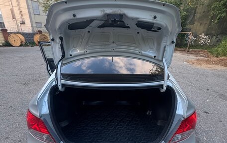 Hyundai Solaris II рестайлинг, 2011 год, 730 000 рублей, 10 фотография