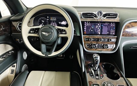 Bentley Bentayga I, 2023 год, 28 000 000 рублей, 19 фотография
