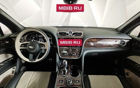 Bentley Bentayga I, 2023 год, 28 000 000 рублей, 14 фотография