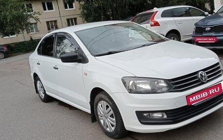 Volkswagen Polo VI (EU Market), 2017 год, 950 000 рублей, 2 фотография