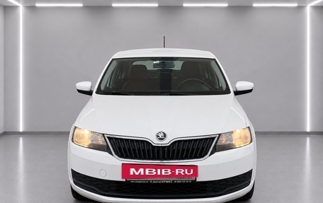 Skoda Rapid I, 2018 год, 1 240 000 рублей, 2 фотография