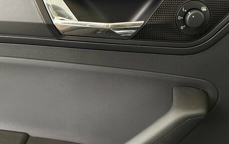 Skoda Rapid I, 2018 год, 1 240 000 рублей, 9 фотография