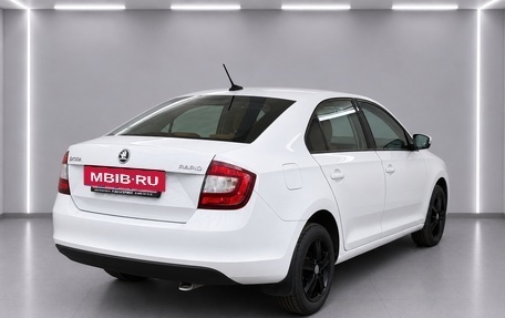 Skoda Rapid I, 2018 год, 1 240 000 рублей, 4 фотография