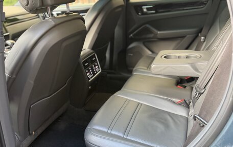 Porsche Cayenne III, 2018 год, 5 800 000 рублей, 15 фотография