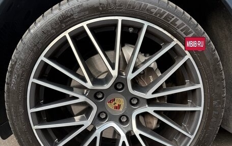 Porsche Cayenne III, 2018 год, 5 800 000 рублей, 16 фотография